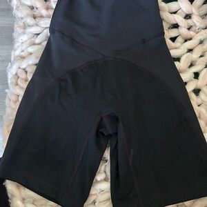Offline by Aerie Black High-Waisted ribbed biker shorts XS
